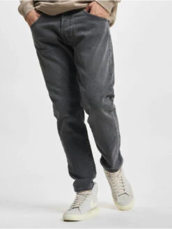 Jack & Jones Herren Antifit Frank Leen Cropped In Schwarz